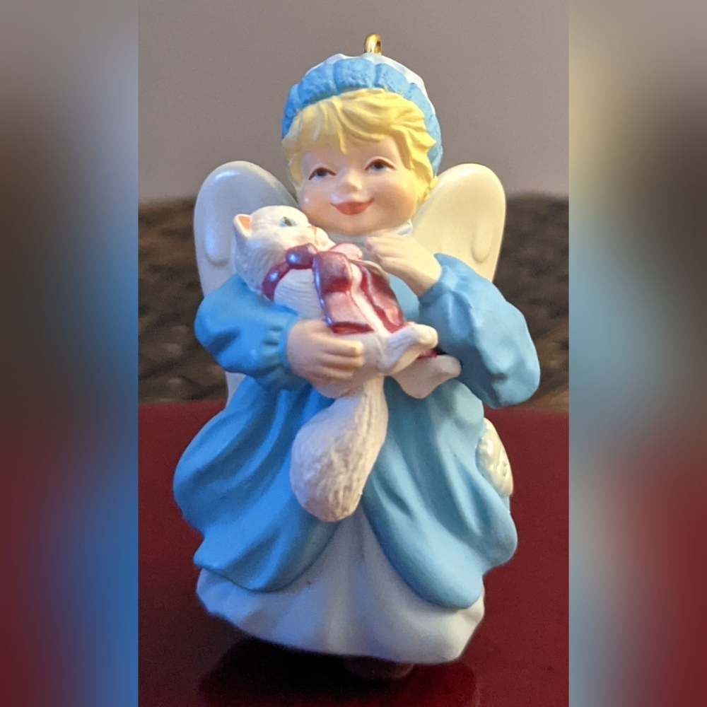 Hallmark keepsake ornament guardian friend